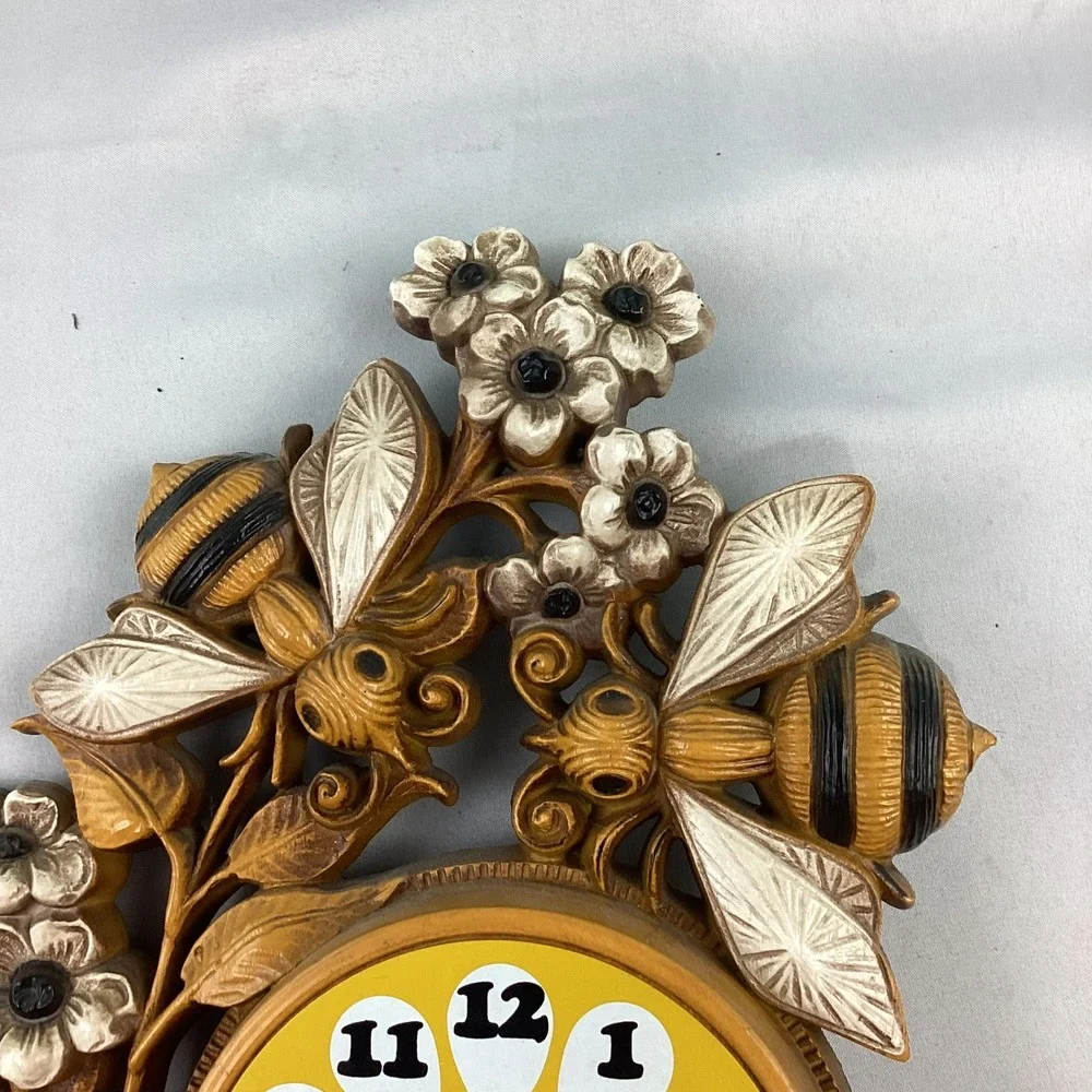 Vintage Burwood Bumblebee Flower Wall Clock Faux Wood Retro 70s Decor USA